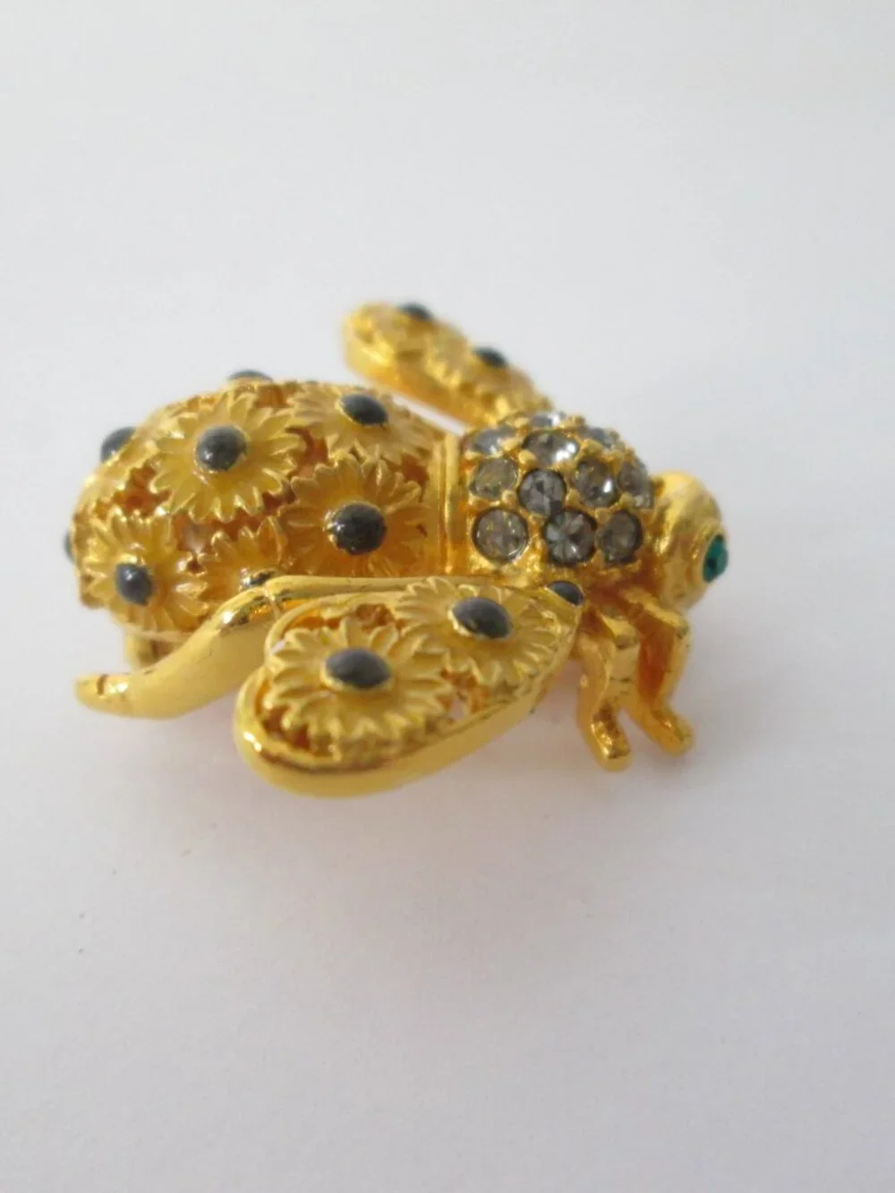 NEW Joan Rivers Original Bee Brooch Pin Gold Tone Jeweled with Dust Cover - NIB
